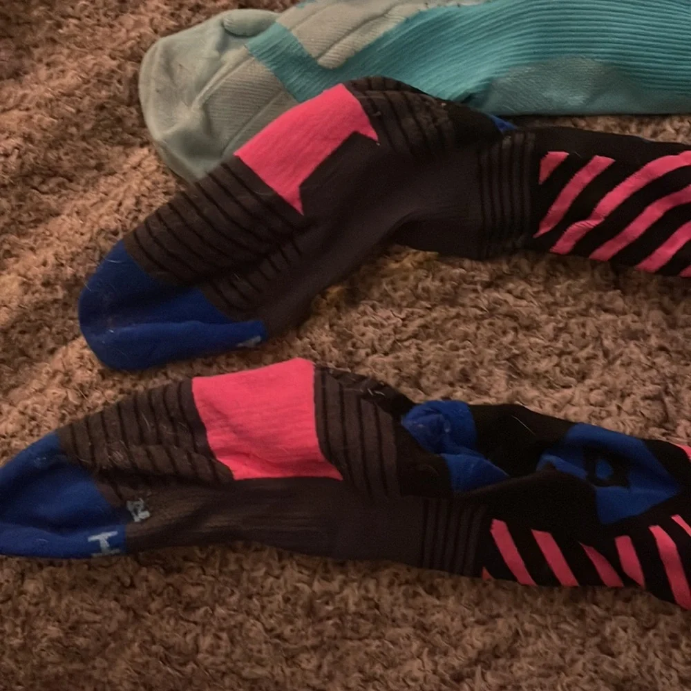 Compression socks - Picture 3 of 5